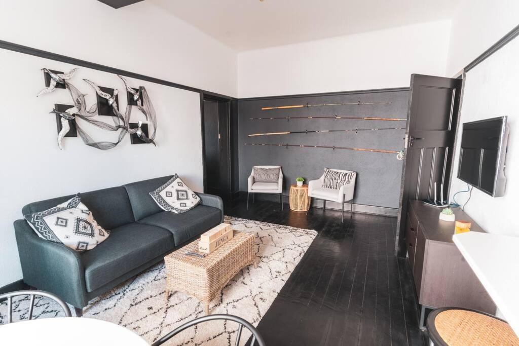 Cozy One-Bedroom In The Heart Of Sea Point Le Cap Extérieur photo